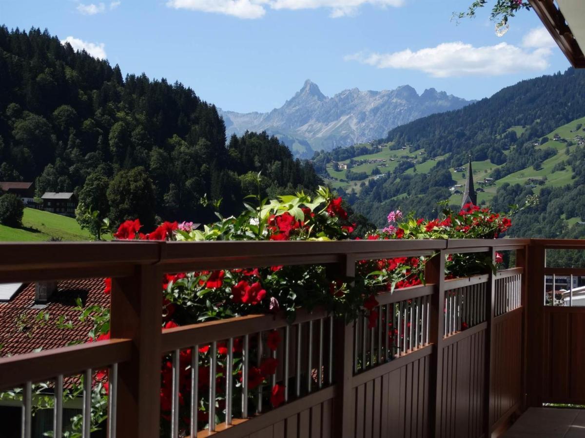 Gaestehaus Fitsch - Ferienwohnung In Silbertal Exterior foto