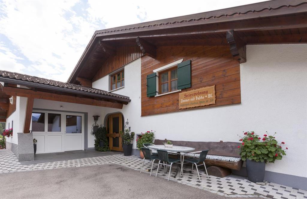 Gaestehaus Fitsch - Ferienwohnung In Silbertal Exterior foto